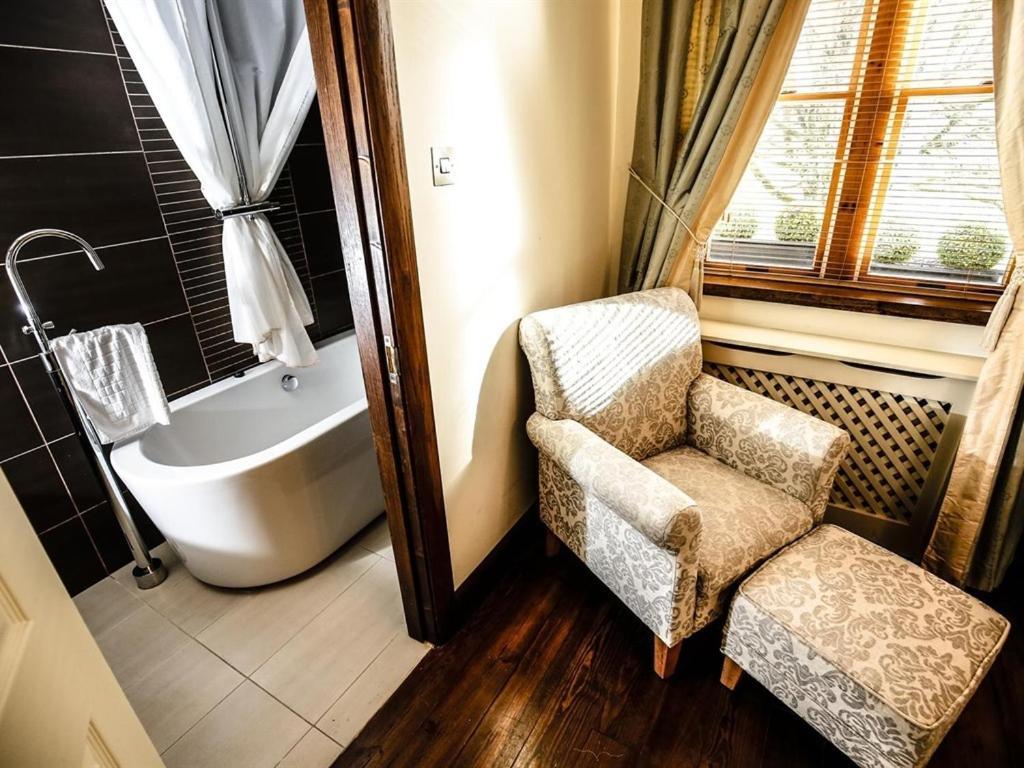 Customs House Country Inn Belcoo Dış mekan fotoğraf