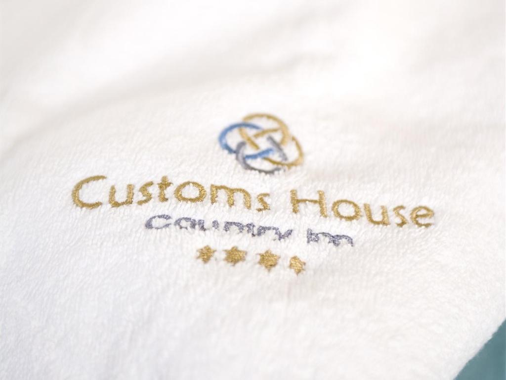 Customs House Country Inn Belcoo Oda fotoğraf