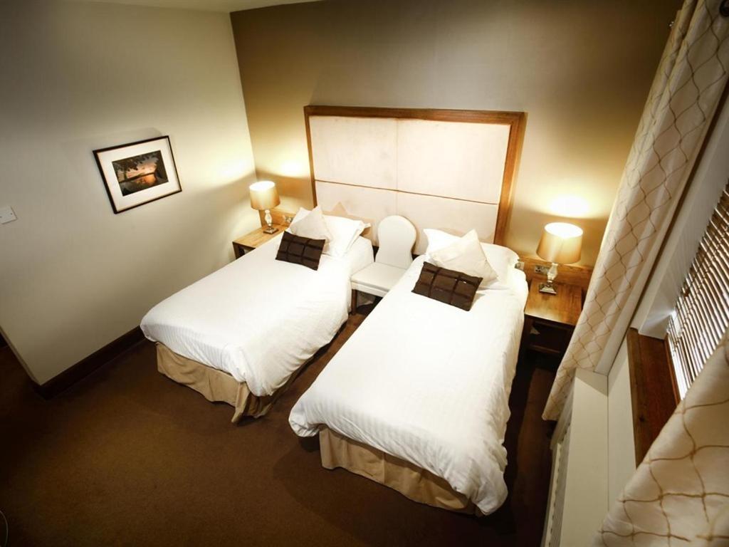 Customs House Country Inn Belcoo Oda fotoğraf
